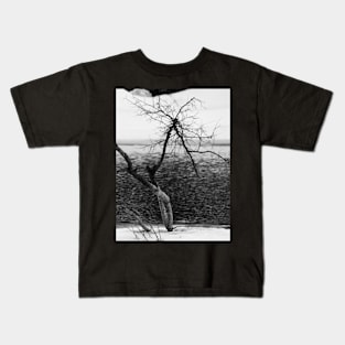 Wintery scenery Kids T-Shirt